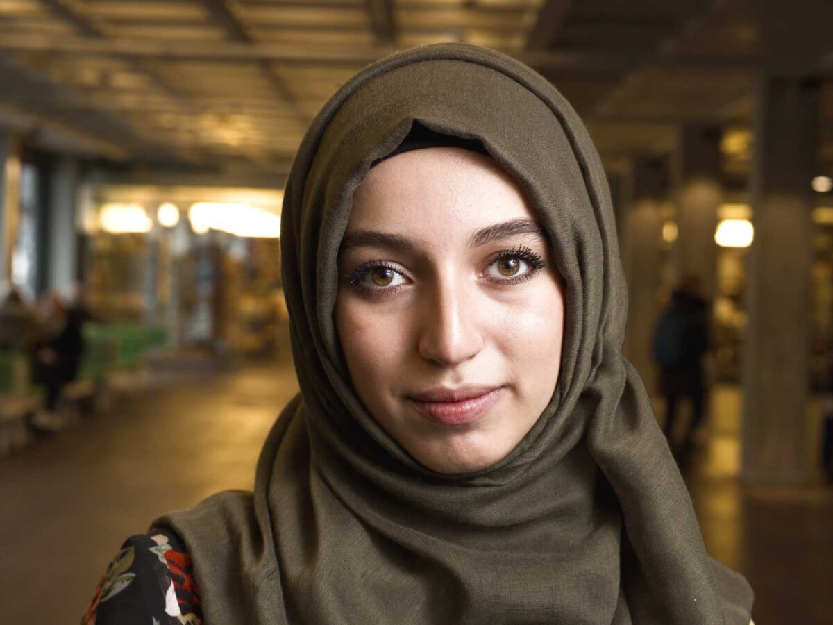 Refugee student Syria Heba Alibrahim: UAF